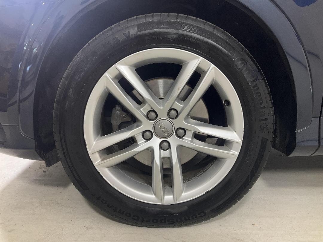 Photo '10' of Audi Q3