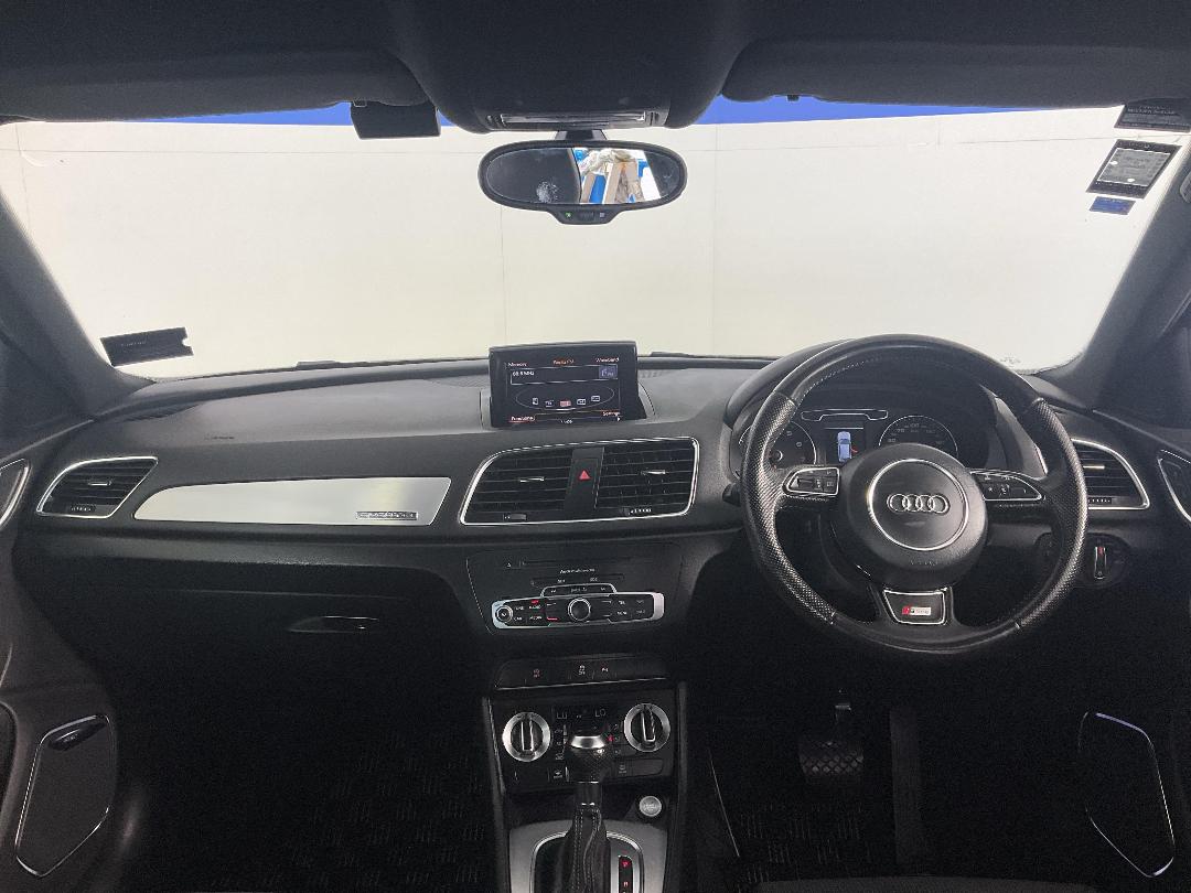 Photo '17' of Audi Q3