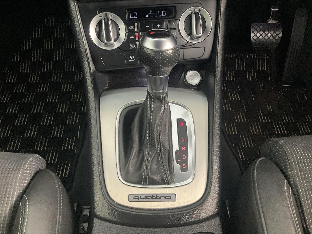 Photo '18' of Audi Q3