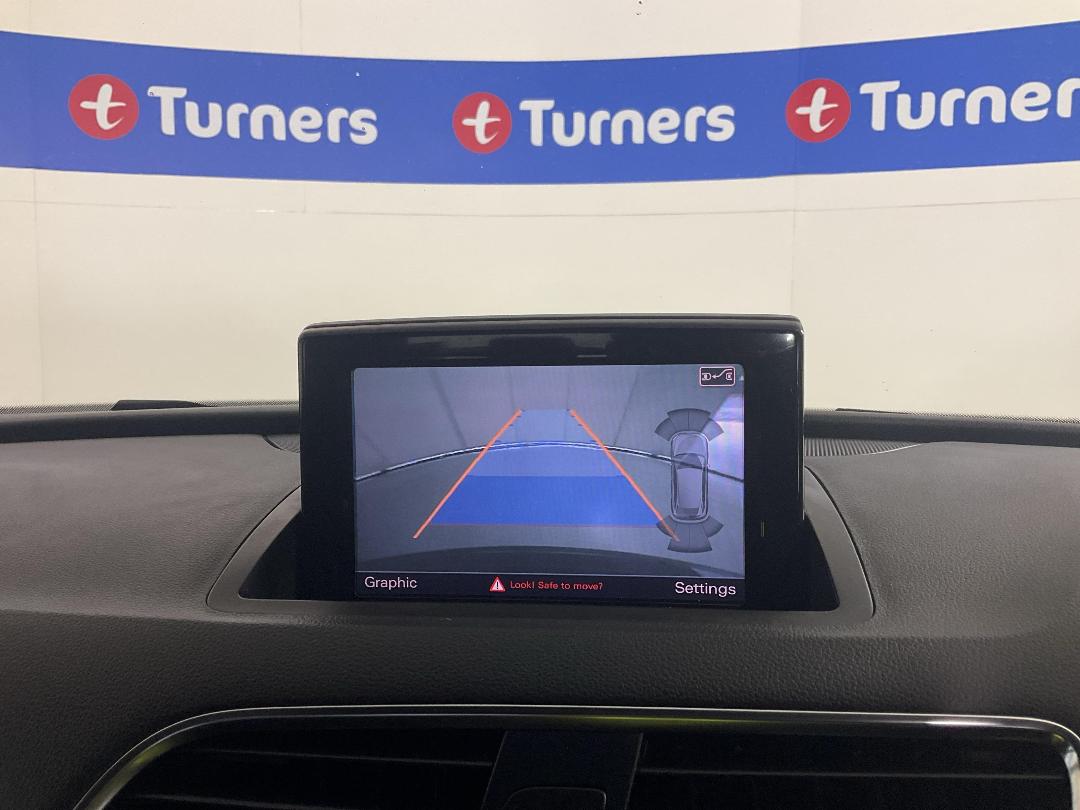 Photo '33' of Audi Q3