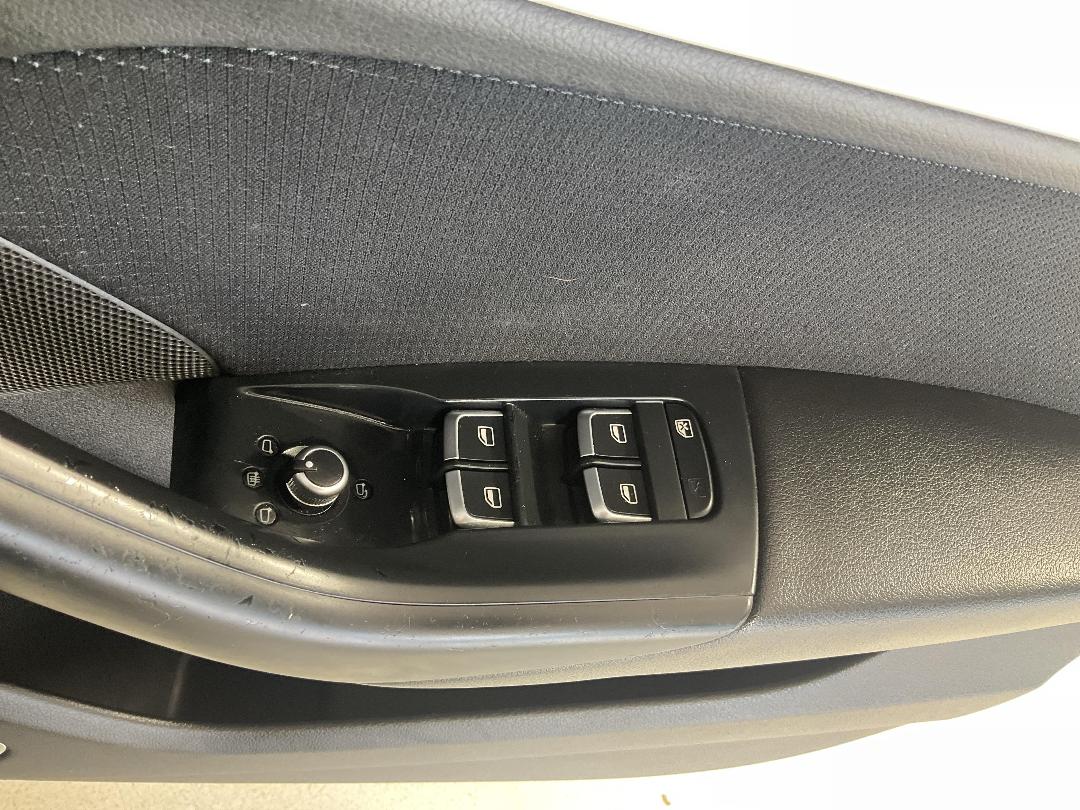 Photo '30' of Audi Q3