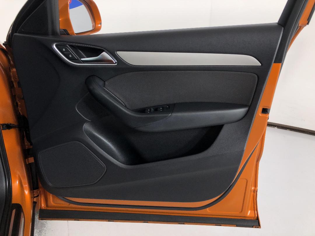 Photo '15' of Audi Q3