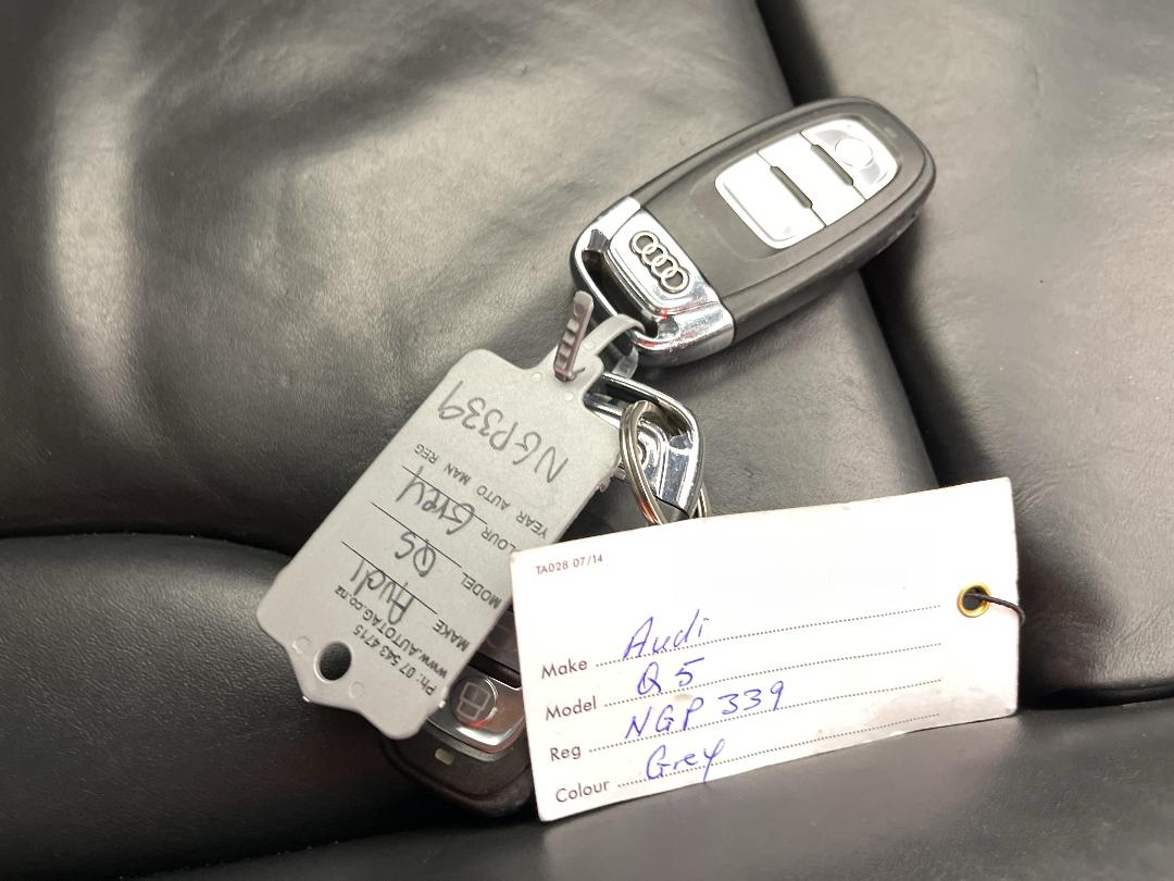 Photo '22' of Audi Q5