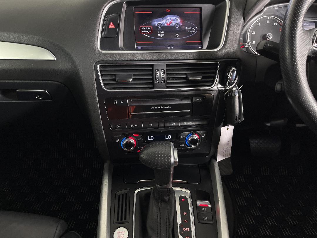 Photo '18' of Audi Q5