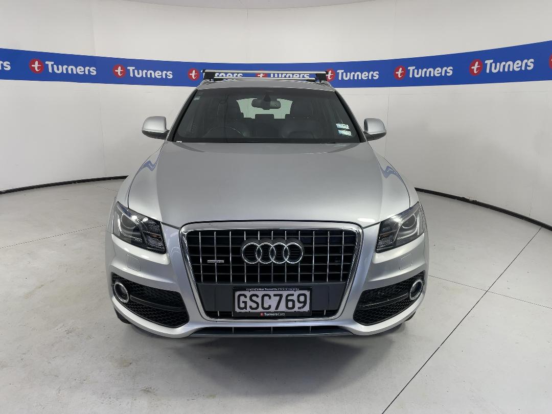 Photo '2' of Audi Q5 Photo '2' of Audi Q5