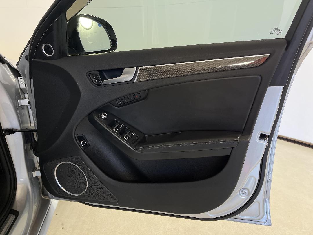 Photo '15' of Audi S4 Photo '15' of Audi S4