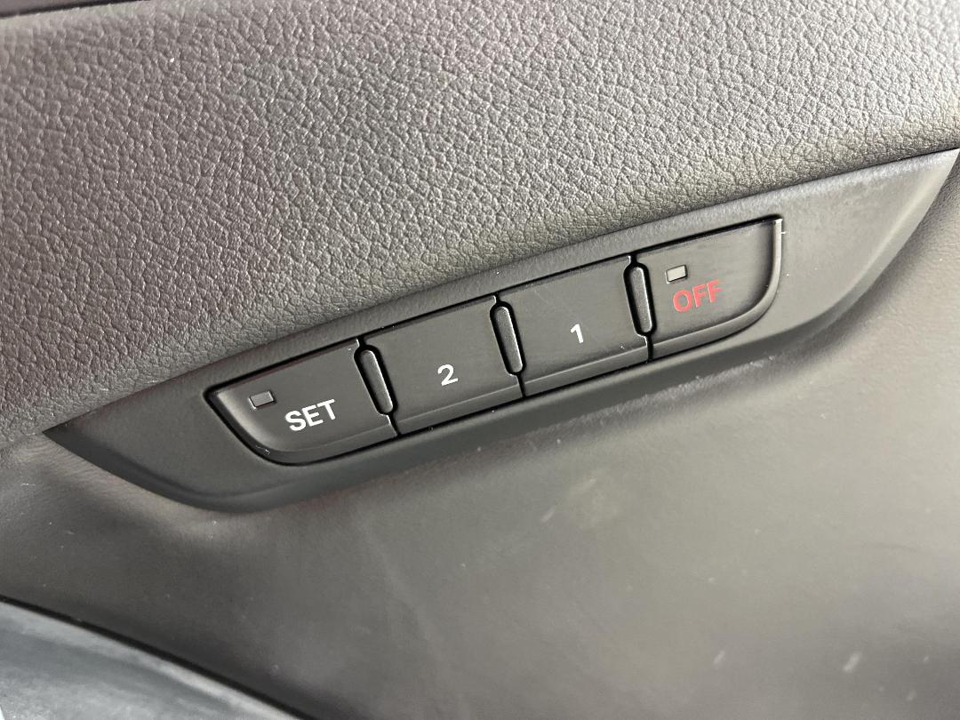 Photo '28' of Audi S4 Photo '28' of Audi S4