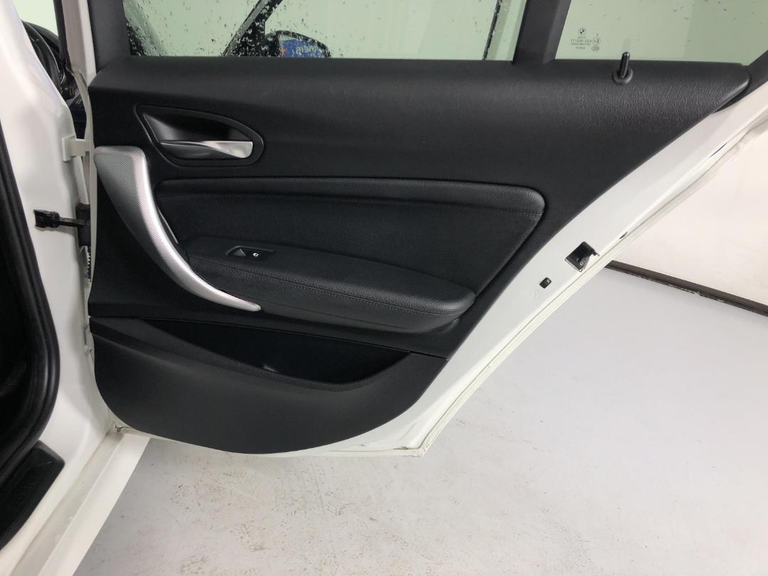 Photo '19' of BMW 1 Series Photo '19' of BMW 1 Series