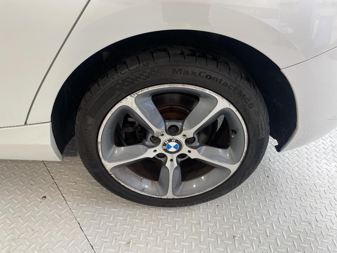 Photo '11' of BMW 1 Series