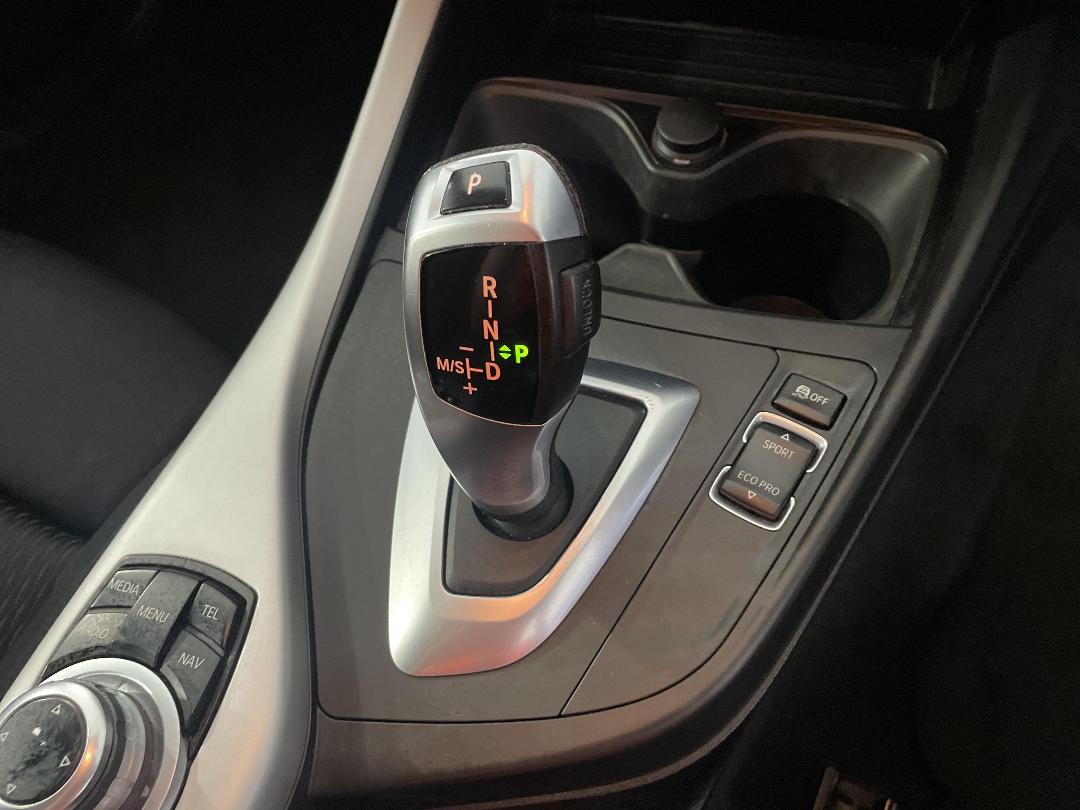 Photo '32' of BMW 1 Series