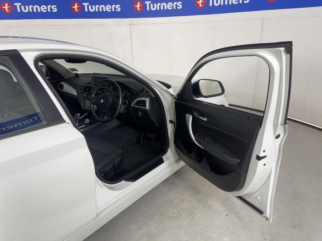 Photo '15' of BMW 116I Photo '15' of BMW 116I