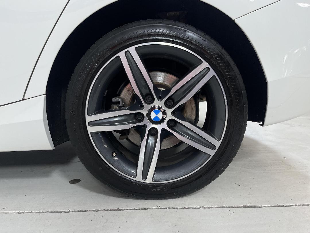 Photo '11' of BMW 120I