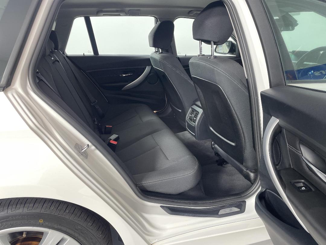 Photo '20' of BMW 3 Series