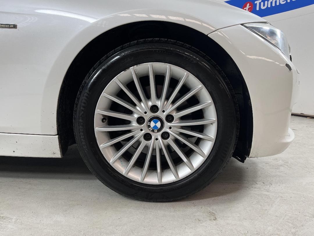 Photo '9' of BMW 3 Series