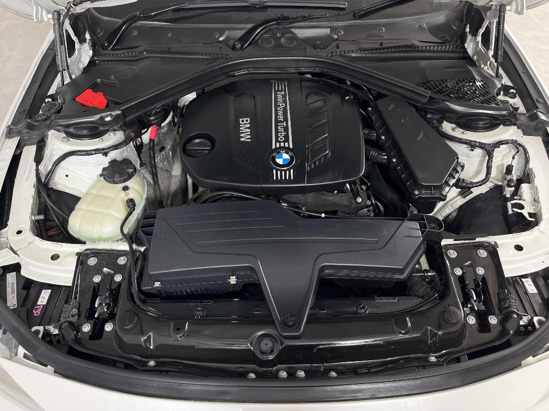 Photo '13' of BMW 3 Series