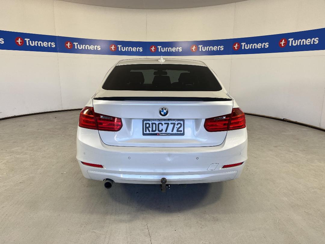 Photo '6' of BMW 3 Series