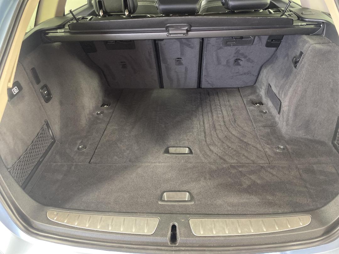 Photo '14' of BMW 3 Series Photo '14' of BMW 3 Series