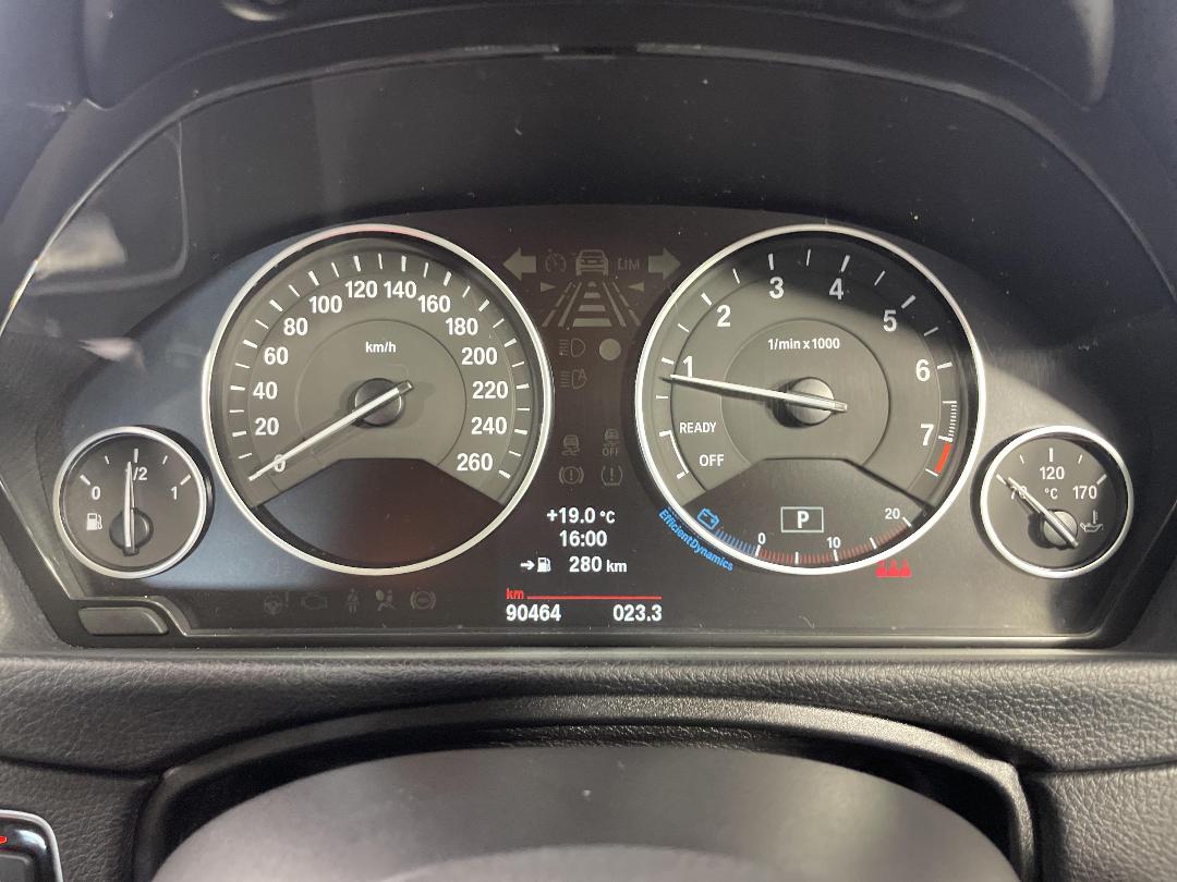 Photo '21' of BMW 3 Series Photo '21' of BMW 3 Series