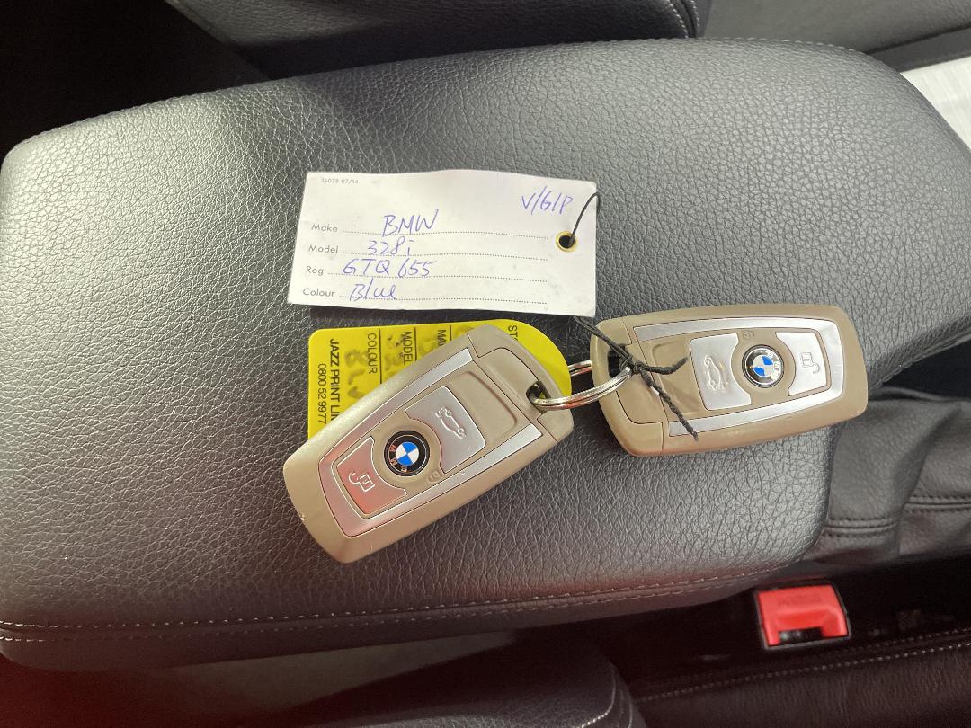 Photo '22' of BMW 3 Series Photo '22' of BMW 3 Series