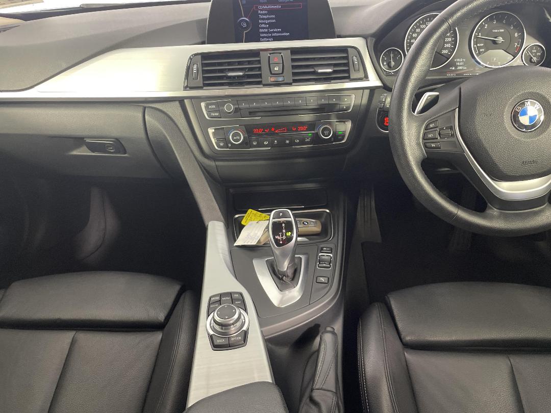Photo '18' of BMW 3 Series Photo '18' of BMW 3 Series