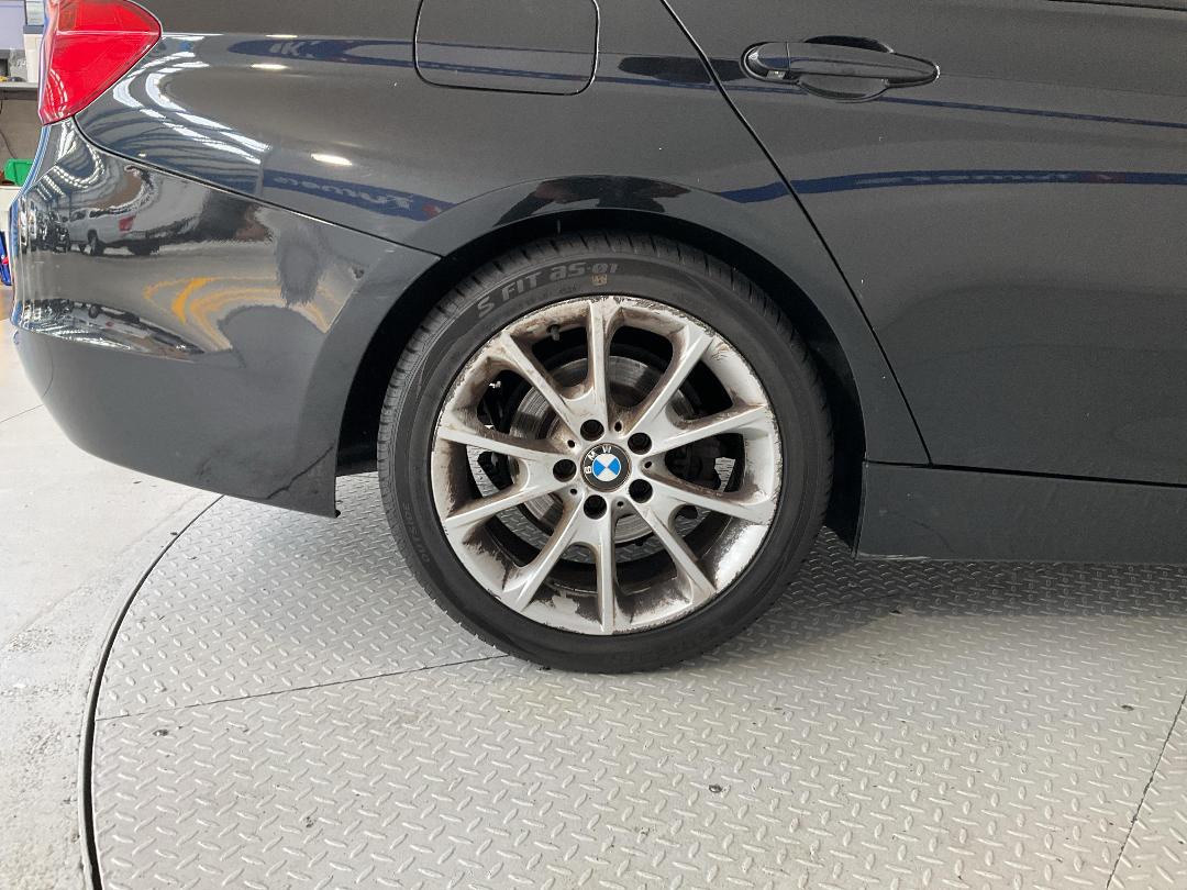 Photo '12' of BMW 3 Series Photo '12' of BMW 3 Series