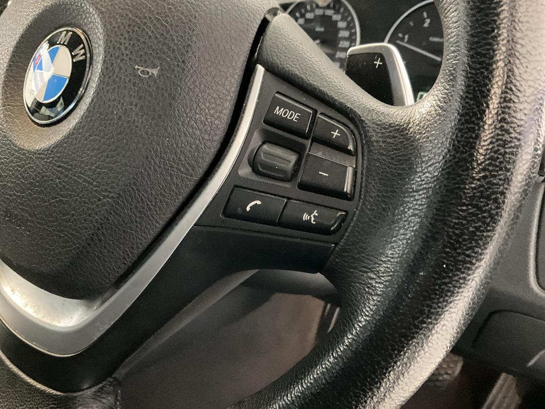 Photo '25' of BMW 3 Series Photo '25' of BMW 3 Series