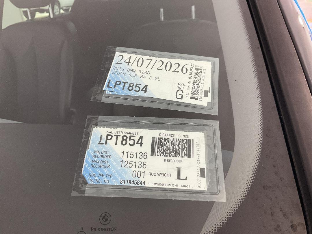 Photo '30' of BMW 3 Series Photo '30' of BMW 3 Series