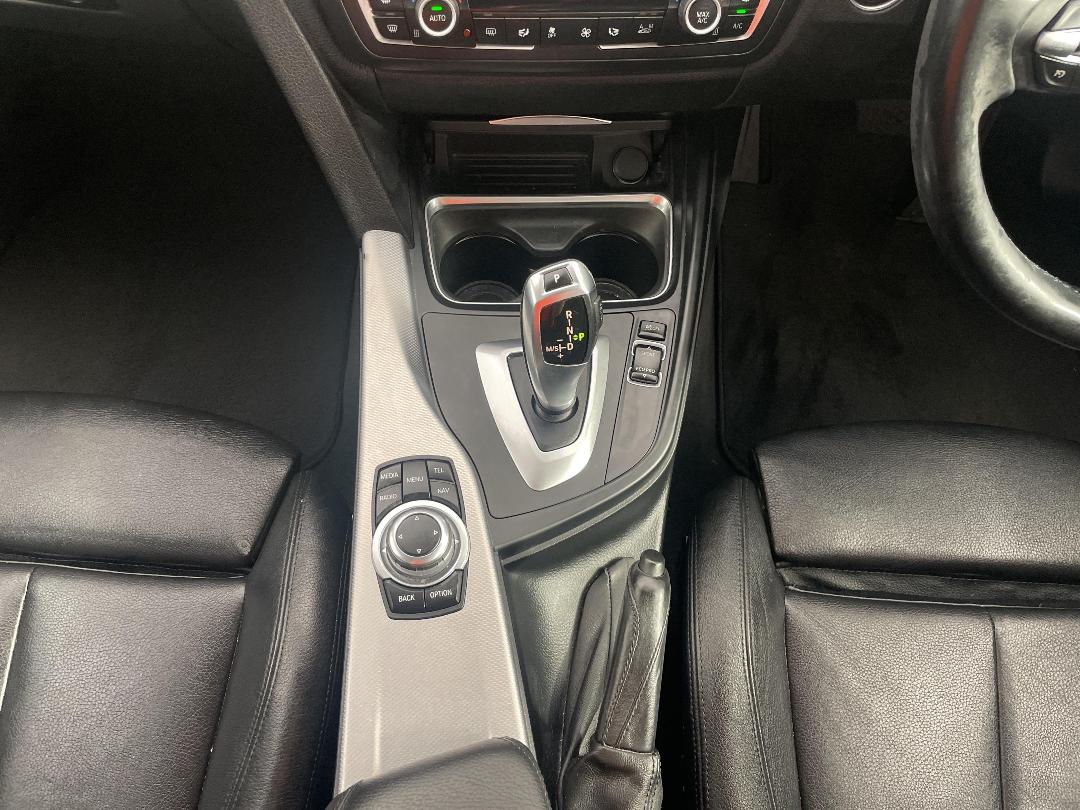 Photo '18' of BMW 320D