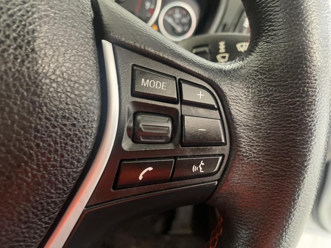 Photo '26' of BMW 320I