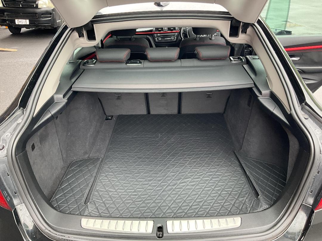 Photo '18' of BMW 320I Gran Turismo Photo '18' of BMW 320I Gran Turismo