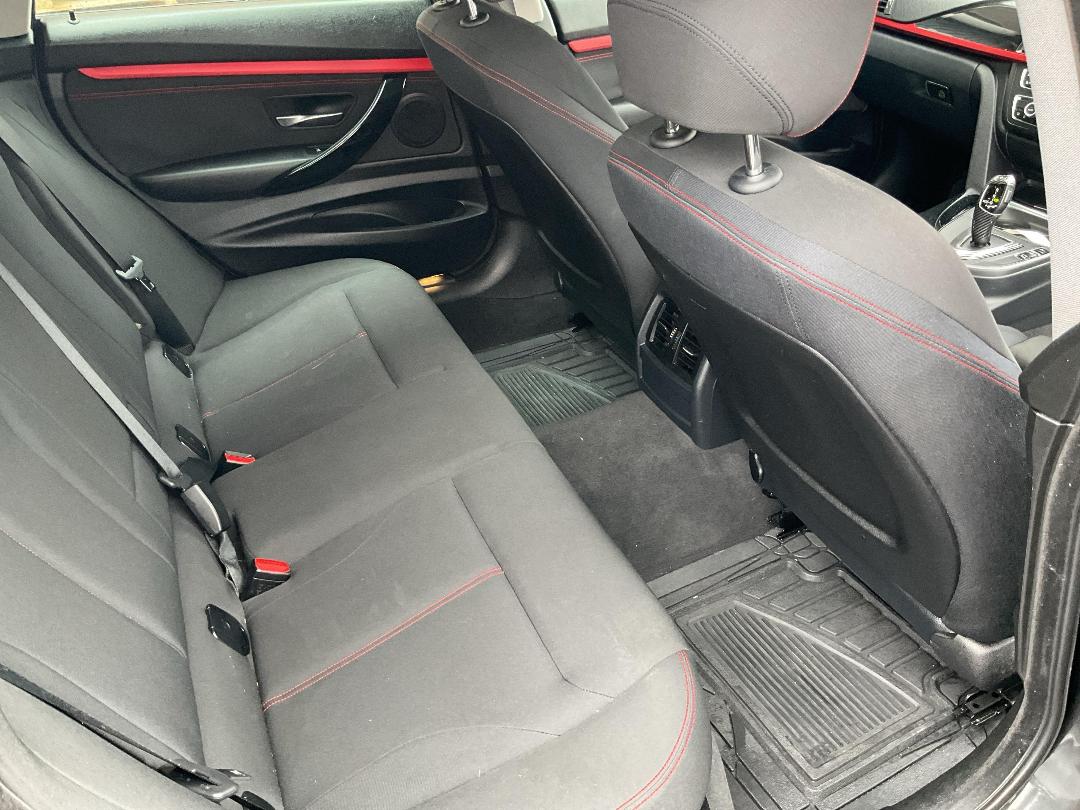 Photo '17' of BMW 320I Gran Turismo Photo '17' of BMW 320I Gran Turismo