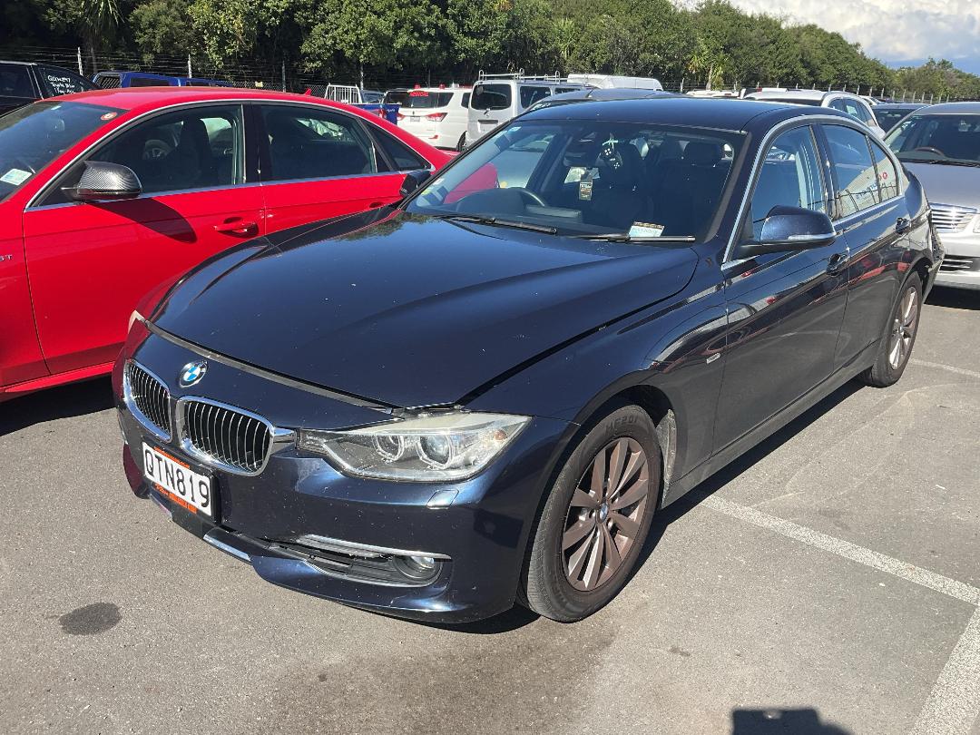 Photo '2' of BMW 320I