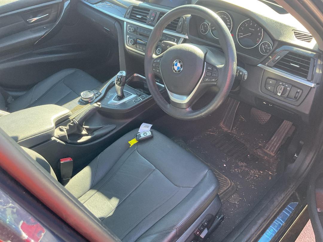 Photo '12' of BMW 320I