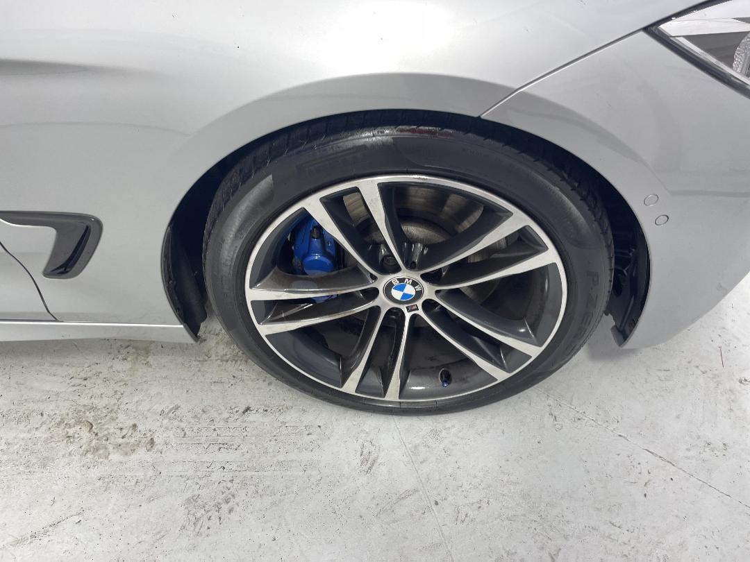 Photo '9' of BMW 335I