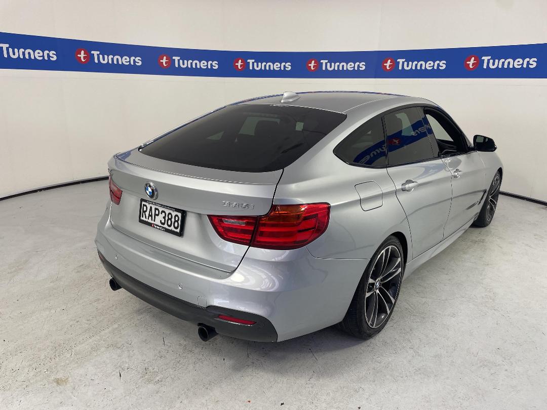 Photo '7' of BMW 335I