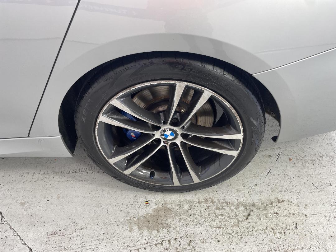 Photo '11' of BMW 335I