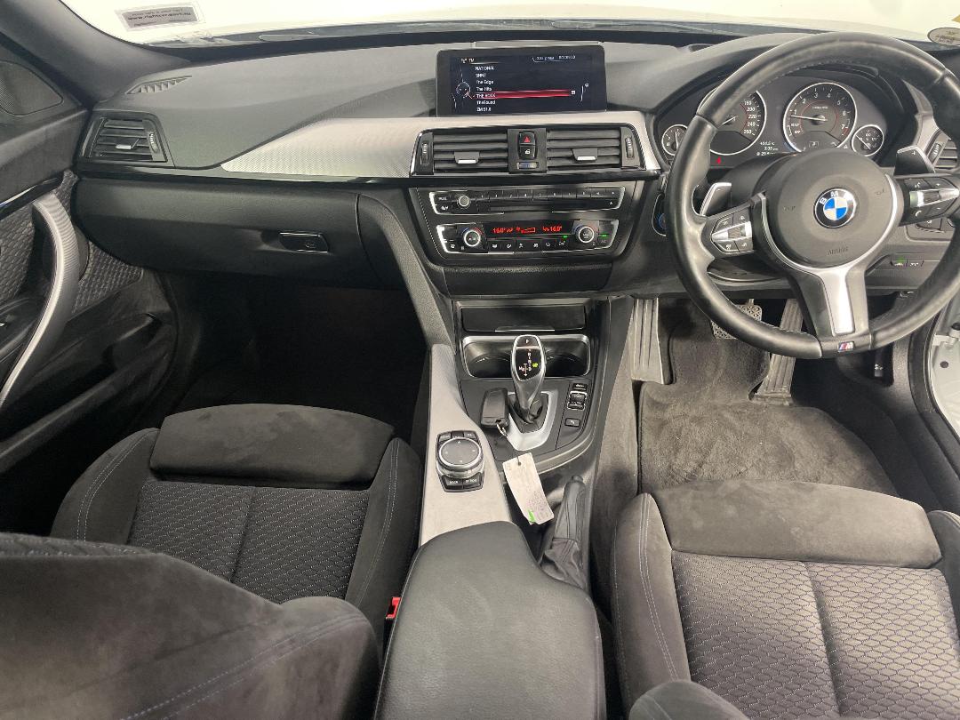 Photo '17' of BMW 335I