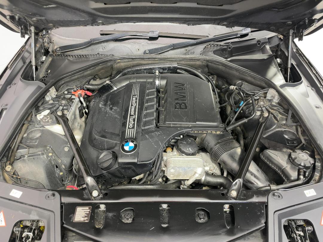 Photo '13' of BMW 535I