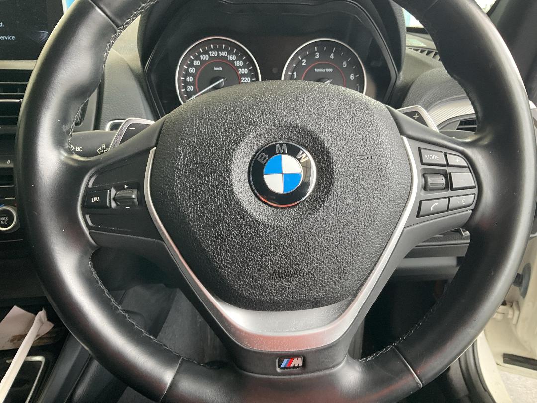 Photo '19' of BMW M135I Photo '19' of BMW M135I