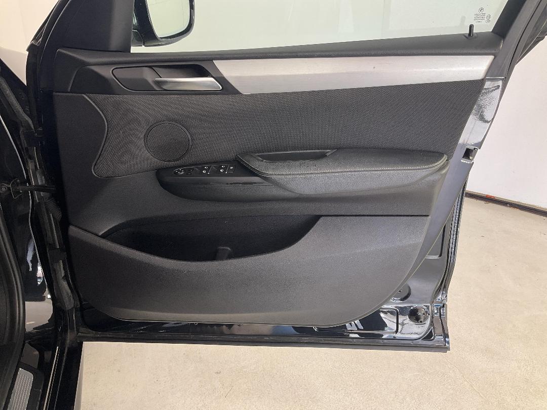 Photo '15' of BMW X3 Photo '15' of BMW X3