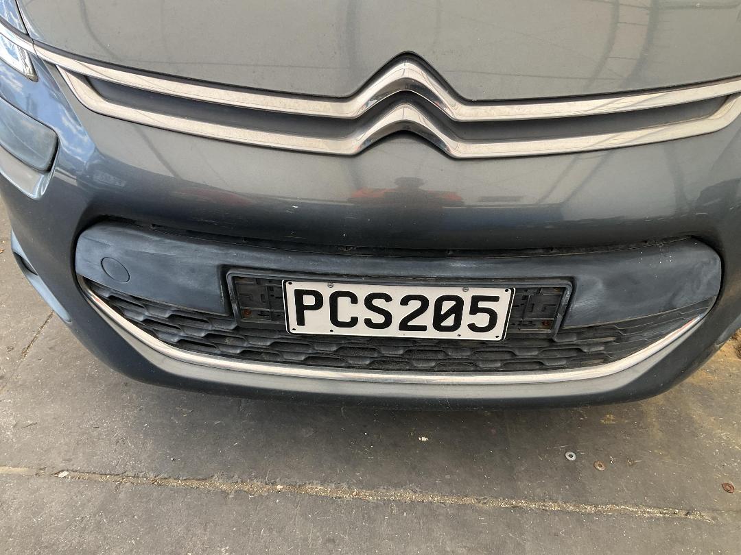 Photo '9' of Citroen C4 Ehdi