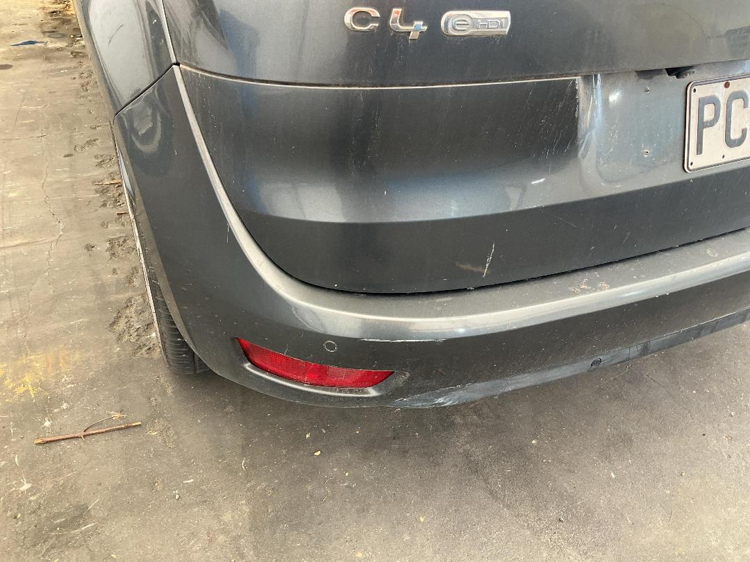 Photo '17' of Citroen C4 Ehdi