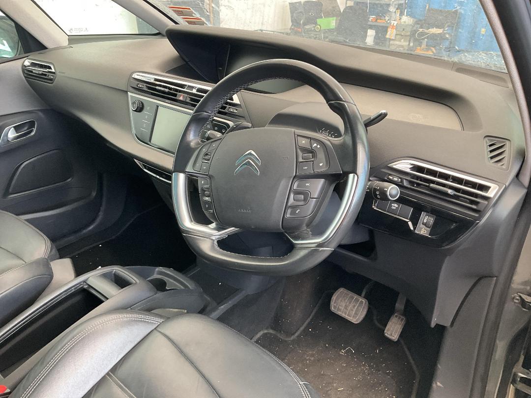 Photo '29' of Citroen C4 Ehdi