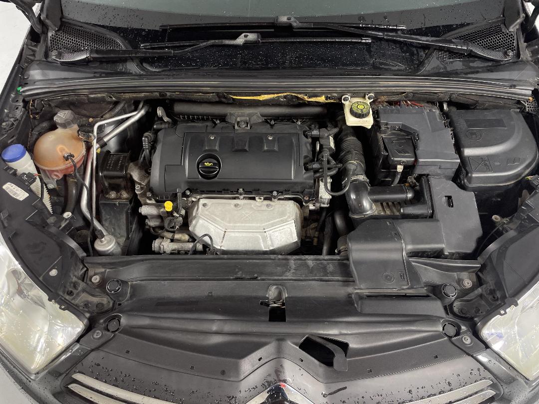 Photo '13' of Citroen C4 Photo '13' of Citroen C4