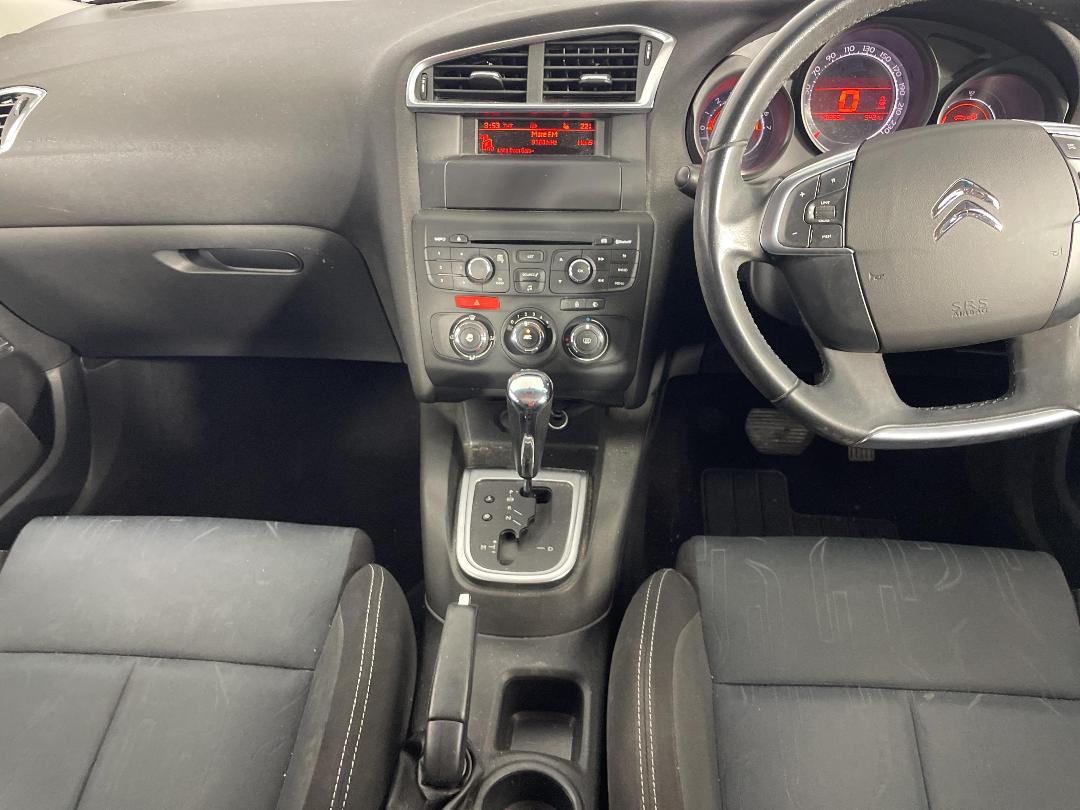 Photo '18' of Citroen C4 Photo '18' of Citroen C4