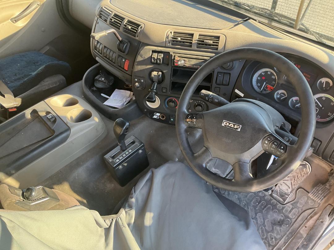 Photo '17' of DAF CF 85 Transporter