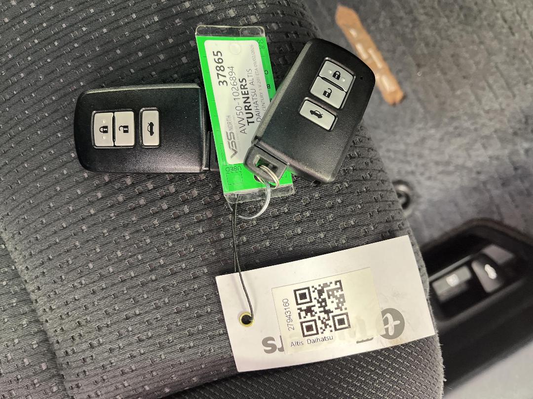 Photo '22' of Daihatsu Altis Photo '22' of Daihatsu Altis