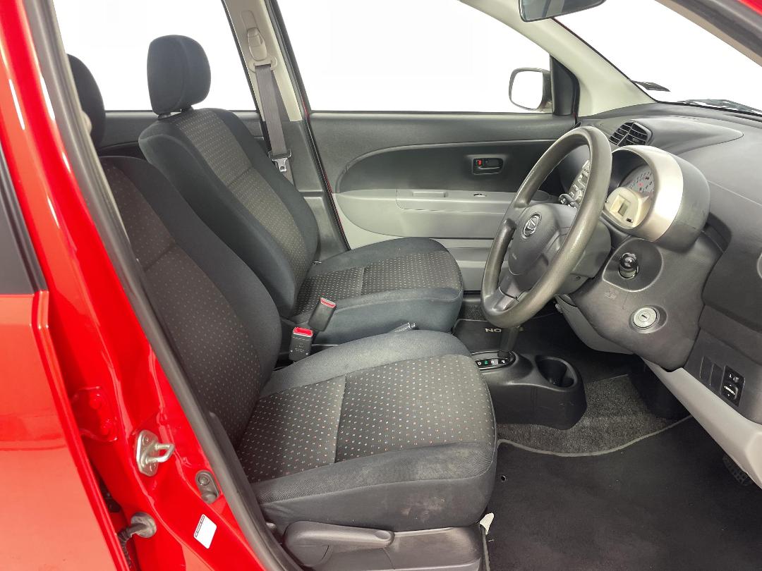 Photo '16' of Daihatsu Sirion Photo '16' of Daihatsu Sirion