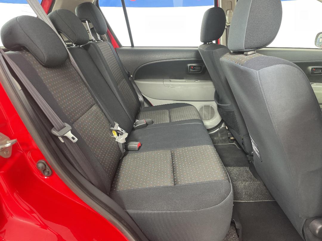 Photo '20' of Daihatsu Sirion Photo '20' of Daihatsu Sirion