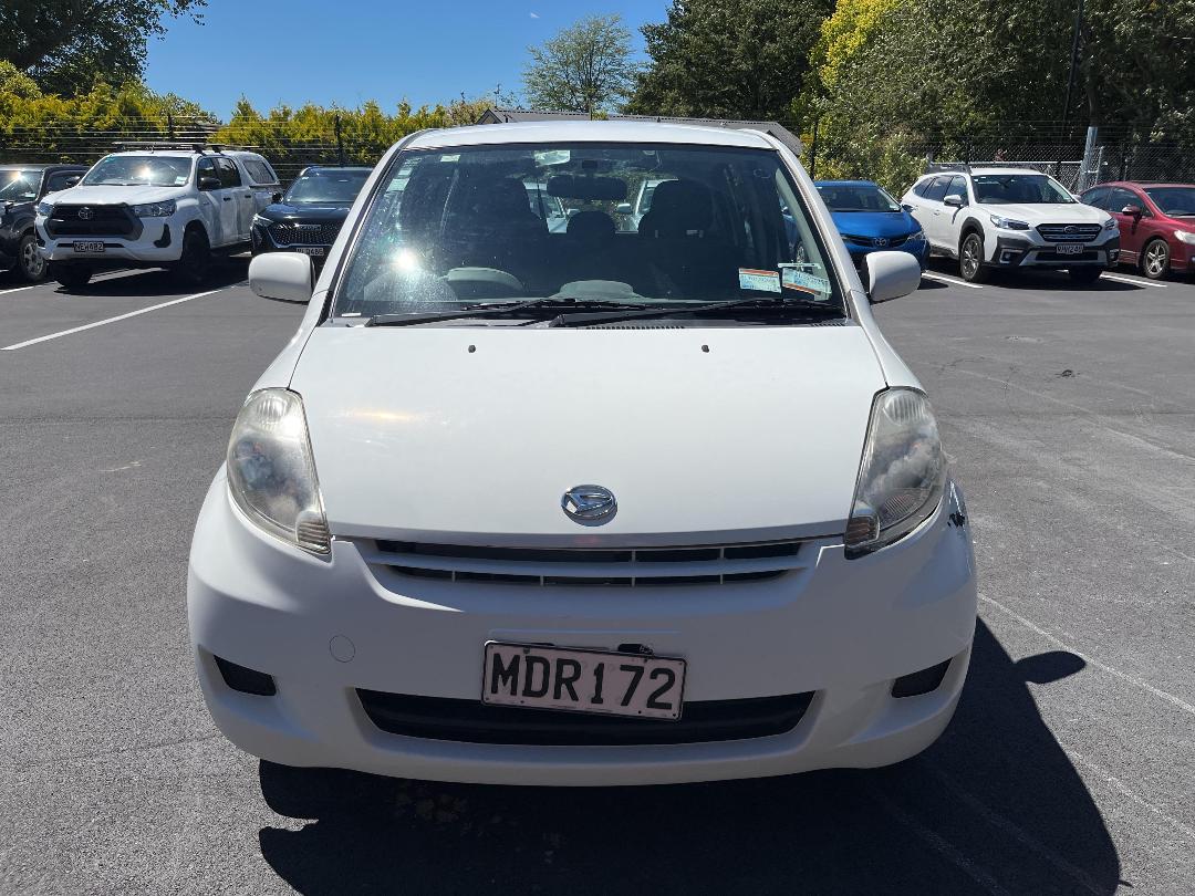 Photo '3' of Daihatsu Sirion Photo '3' of Daihatsu Sirion